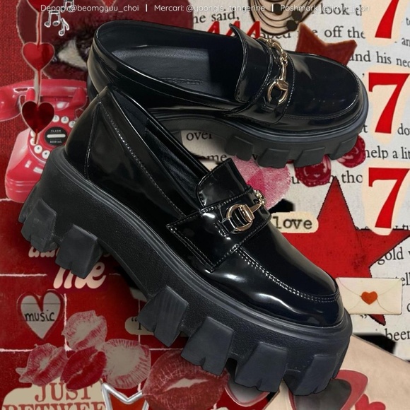 Black Princess Polly platform penny loafers 🖤 - Picture 2 of 8